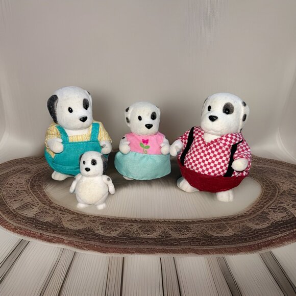 Lil Woodzeez Dalmatian Puppy Dog Lot Of 4 Calico Critters Sylvanian Family toys - Picture 1 of 5